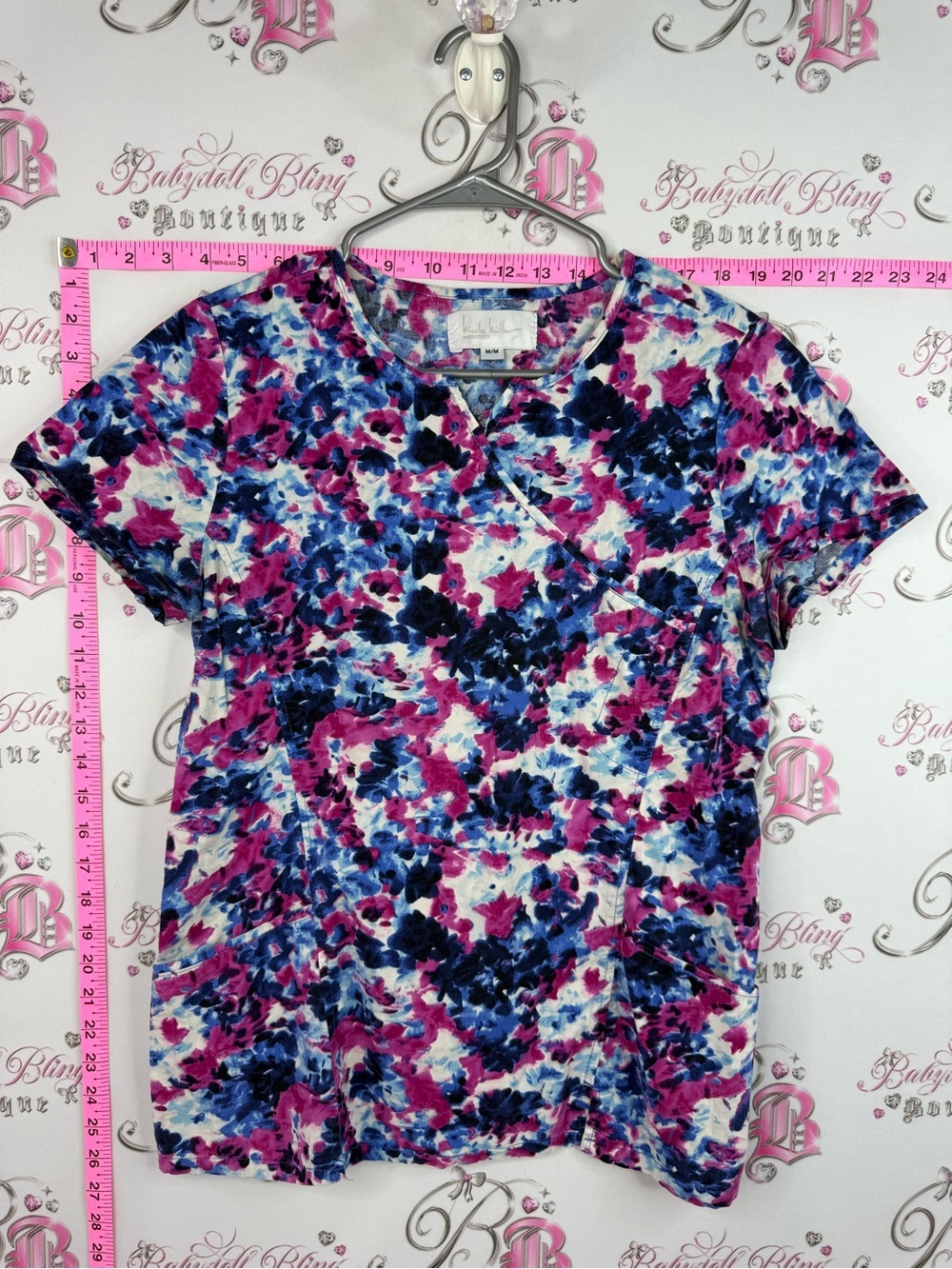 Nicole Miller scrubs shirt Pink and Blue Floral Short Sleeve V-Neck Top